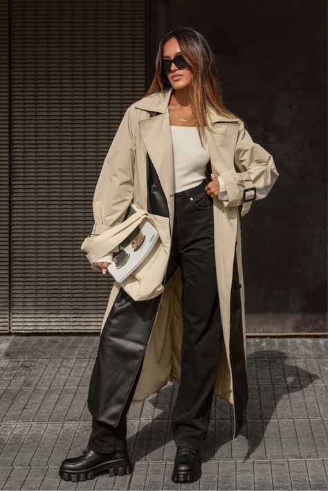 "A collage of fashionable outfits showcasing various styles and trends. The image features a mix of casual and formal attire, highlighting creativity and diversity in fashion choices." Beige Leather Pants Outfit, Fall Street Wear, Winter Mode Outfits, Ny Outfits, Trench Coat Outfit, Chique Outfits, Cold Outfits, Looks Street Style, Mode Inspo