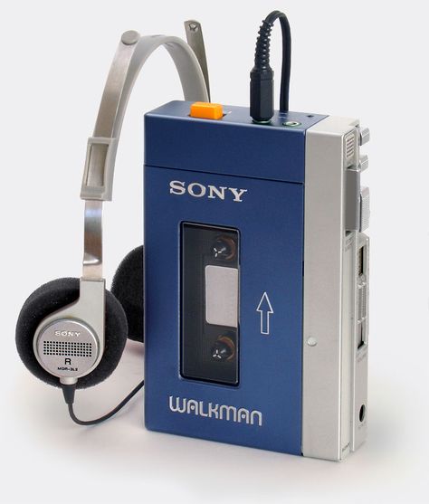 The first Sony Walkman, the TPS-L2 in 1979. The most important personal music device since the #transistorradio, the Walkman was also the device that made it common to wear headphones in public. From 'The Sony Walkman' at the web's largest private collection of antiques & collectibles, at http://www.ericwrobbel.com/collections/sony-walkman.htm ••••••••••••••••••••••••••• #vintagetech #vintagetechnology #walkman #vintageradio #antiqueradio #sonywalkman Walkman Cassette, Sony Walkman, Headphones Design, Retro Gadgets, Cassette Recorder, Transistor Radio, Cassette Player, Metal Gear Solid, Japan Design