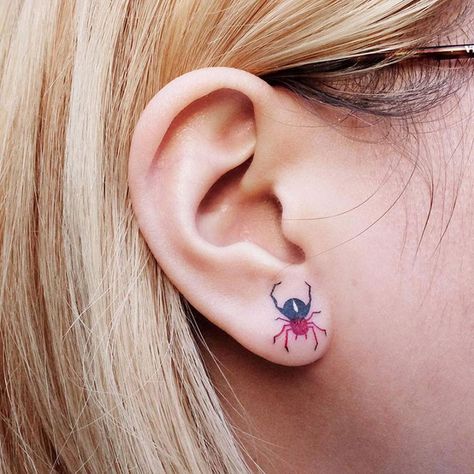 Spider Tattoo On The Ear Lobe Tier Tattoo, Spider Tattoo, Delicate Tattoo, Painting Tattoo, Head Tattoos, Girly Tattoos, Subtle Tattoos, Tattoo Trends, Little Tattoos