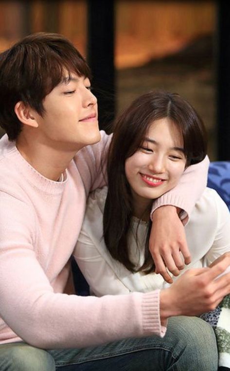 Uncontrollably Fond Wallpaper, Suzy Uncontrollably Fond, Uncontrollably Fond Kdrama, Kdrama Photos, Scene Couple, Uncontrollably Fond, Suzy Bae, Woo Bin, Kim Woo Bin