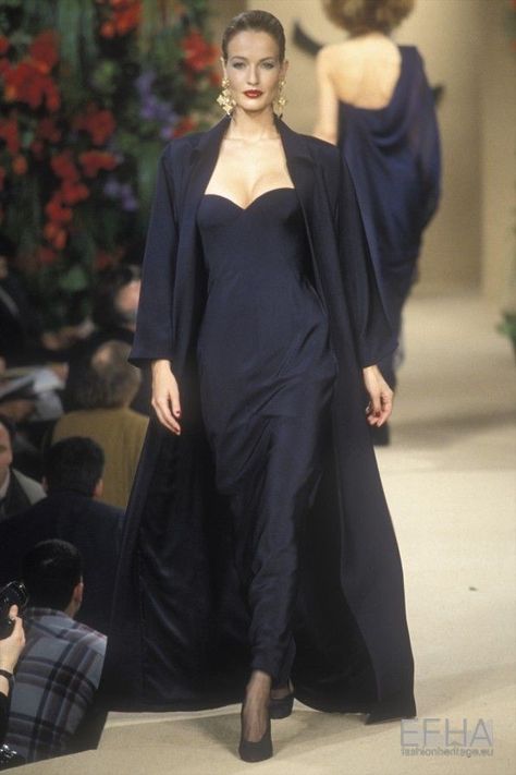 YSL Couture Spring 1997 Yves Saint Laurent 90s, Virgo Fashion, Ysl Runway, Ysl Girl, Yves Saint Laurent Runway, Planned Outfits, Ysl Dress, Karen Mulder, Yves Saint Laurent Couture