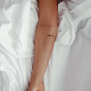 @alittlebitoflor her tattoo! 🎀 'Just be' #smalltattoo #justbetattoo #quotetattoo #armtattoo #tattoo #inkt #tattooaccount #inked Wörter Tattoos, Dragons Tattoo, X Tattoo, Shape Tattoo, Awesome Tattoo, Minimalism Art, Erin Wasson, Dainty Tattoos, Pattern Tattoo