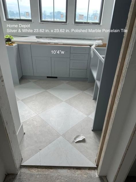 Timeless Kitchen Tile Flooring, Laundry Room Checkered Tile, Diamond Floor Tile Bathroom, Small Kitchen Floor Ideas, Laundry Room Floor Ideas Tile Patterns, Neutral Checkerboard Floor, Light Checkered Floor, Checkered Tile Laundry Room, Cheap Upgrades To Home