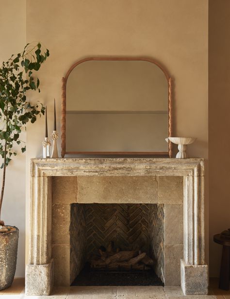 Traditional meets modern in this mirror from the exclusive Ginny Macdonald collection for Lulu and Georgia. Inspired by Ginny's English heritage and fondness for handcrafted details, each piece in the collection fuses her British roots with her California lifestyle. With an arched profile bolstered by turned posts, this mantel mirror offers an iconic look perched or mounted over a mantel, dresser, or console table. Mirror Over Fireplace, Mantel Mirror, Burled Wood Furniture, Mantle Mirror, Mantel Mirrors, Summer Jumpsuit, Bright Living Room, Emily Henderson, Bathroom Ceiling Light