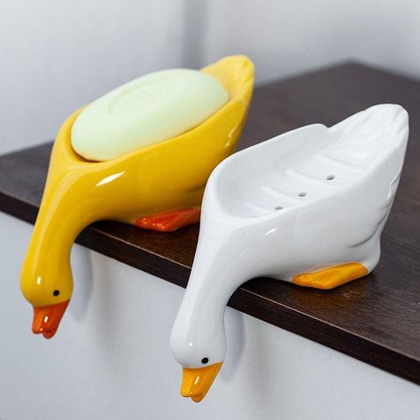 Description Description&Previewshipping&policy Description: Specification: Name:Ceramic soap box Colour:white,yellow Material:Ceramic Size: A/B: 18*9*6.7CM/7.1*3.5*2.6 inch C: 18*10*5CM/7.1*3.9*1.9 inch Description: UNIQUE DESIGN: Our soap holder is not just a soap dish, it is also a lovely home decoration. We've use a cute duck-shaped design that's different from ordinary soap holders, so it adds a of fun and whimsy to your bathroom. Quality materials: Our soap holder is made of high quality ce Clay Soap Holder, Rack Decoration, Toilet Storage Rack, Water Drainage System, Ceramic Cute, Ty Lee, Pottery Animals, Shower Bathroom, Cute Duck