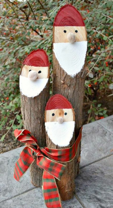 Christmas Crafts Diy Decoration, Christmas Log, Wooden Christmas Decorations, Christmas Yard Decorations, Porch Christmas, Easter Wishes, Christmas Wood Crafts, Christmas Yard, Easter Greetings