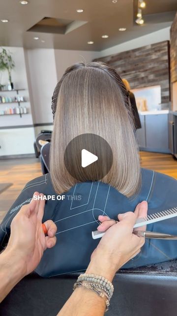 Ray Hornback Bob Haircutting Education on Instagram: "Here is one of my best tips for a lob or long bob haircut..  Create an upside down U shape to establish your length that will give you a guide to connect the front with the back.  This is a no fail way to create the perfect perimeter for a lob.  Was this helpful?👇🏼" Upside Down Bob Haircut, Angle Lob Haircut, Angles Lob Haircut, Angled Bob Haircuts Long, Lob Haircut Angled, A Line Bob Medium Round Faces, Medium Length Lobs, A Line Lob With Layers, Long Bob Haircuts Side Part