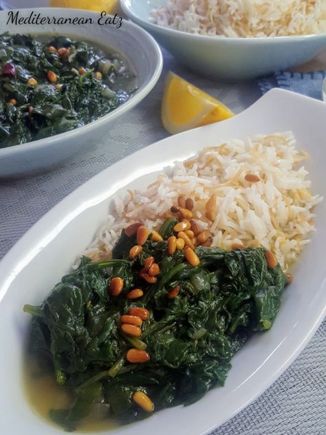 Lebanese Spinach Stew, Spinach Stew, African Foods, Indian Curry, African Food, Curries, Baby Spinach, Fresh Cilantro, 1 Cup