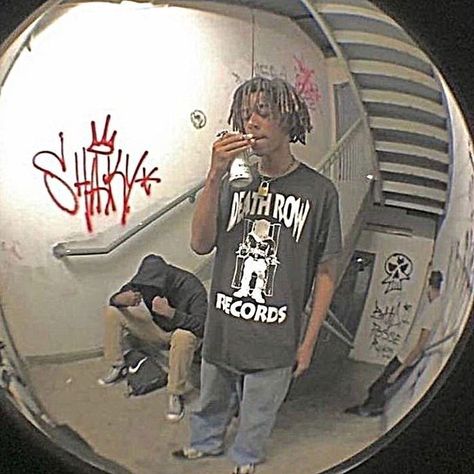 Old School Rap Aesthetic, Fisheye Photos, Hellboy Tattoo, Funny Banner, Hard Photo, Y2k Pfp, Swag Pics, Grunge Pictures, Sharpen Icons