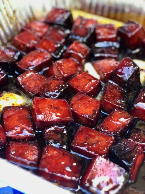 Bologna bites, double smoked until pillowy tender and slathered in a barbecue buttery sauce | Burnt End Bologna Bites | https://grillinfools.com Burnt End Bologna, Bologna Appetizers, Appetizer Recipes For Smoker, Burnt Ends Bologna, Bologna Burnt Ends Oven, Bbq Bologna In Oven, Smoked Bologna Burnt Ends, Burnt Ends Hotdogs, Smoked Bologna Recipes