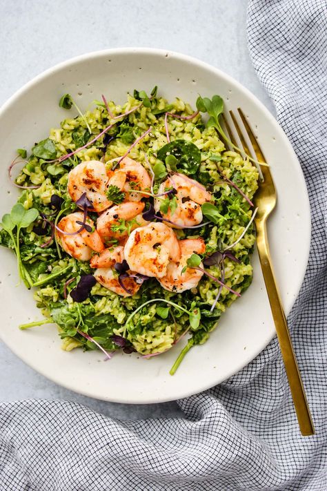 Vegan Avocado Dressing, Walder Wellness, Rice Shrimp, Avocado Nutrition, Shrimp Bowl, Healthy Bowl, Goddess Dressing, Green Goddess Dressing, Shrimp Recipes Healthy