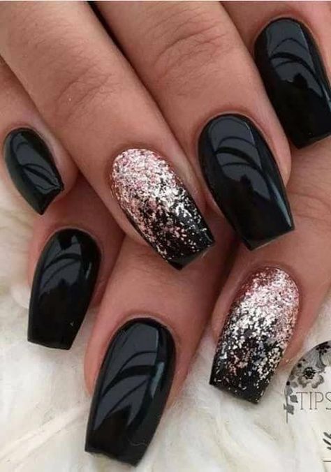 Nails for fall😍 inspiring nail designs that are perfect for Thanksgiving LOVE! #nailart #nailideas #nails #naildesignsfall Black Nails With Glitter, Black Coffin Nails, Nails With Glitter, Matte Black Nails, Gold Nail Designs, Black Acrylic Nails, Nail Design Inspiration, Gold Nail, Black Nail Designs