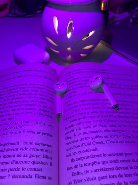 Purple Aesthetic Lifestyle, Purple Health Aesthetic, Reading Purple Aesthetic, Led Purple Aesthetic, Purple Cozy Aesthetic, Purple Reading Aesthetic, Studying Aesthetic Purple, Purple Lifestyle Aesthetic, Reading Aesthetic Purple