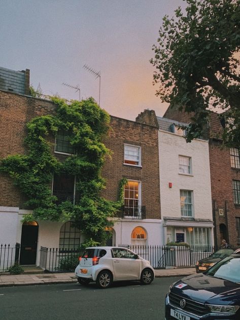 East London Apartment, Hampstead London Aesthetic, Small London Flat Aesthetic, London Suburbs Aesthetic, North London Aesthetic, Hampstead Aesthetic, London Flat Aesthetic, London Hampstead, London Suburbs