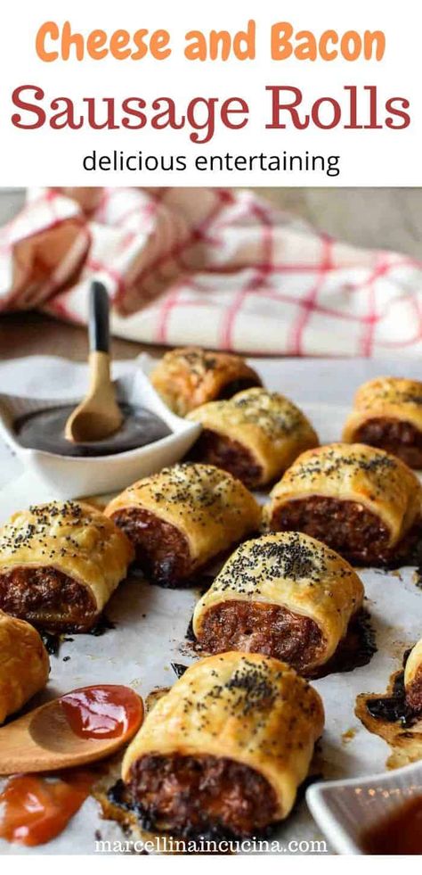 Australian Sausage Rolls, Bacon Rolls Recipe, Best Sausage Roll Recipe, Cheese And Bacon Rolls, Sausage Roll Recipe, Recipe With Cheese, Savoury Slice, Homemade Sausage Rolls, Sausage Rolls Recipe