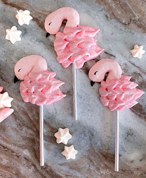 Flamingo Meringue, Meringue Pops, Cute Flamingo, Whats Good, Meringue, Flamingo, To Start, Baking, On Instagram