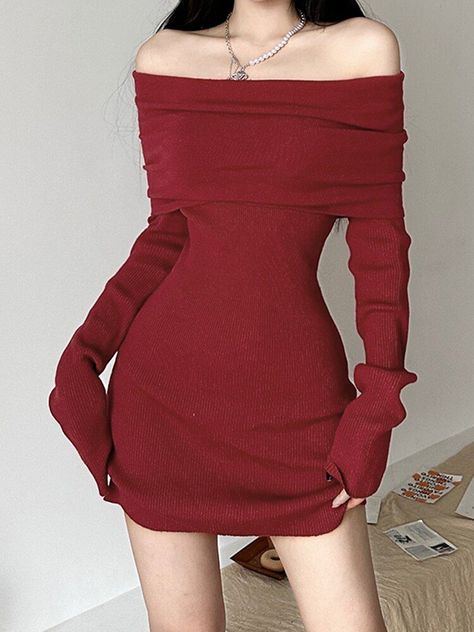 Red Outfit Casual, Estilo Emo, Cute Red Dresses, Dark Red Dresses, Red Sweater Dress, Red Dresses Classy, Red Bodycon, Pakaian Feminin, Slim Sweater