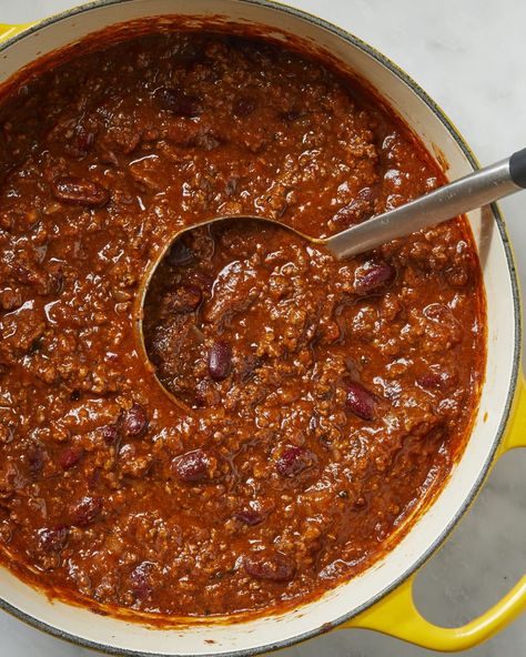 Overhead shot of chili in a yellow pot with a metal ladle resting in it. Beef Chili Recipe, Best Chili Recipe, Chilli Recipes, Beef Chili, Grilled Chicken Recipes, No Bean Chili, Chili Recipe, Chili Recipes, Classic Food