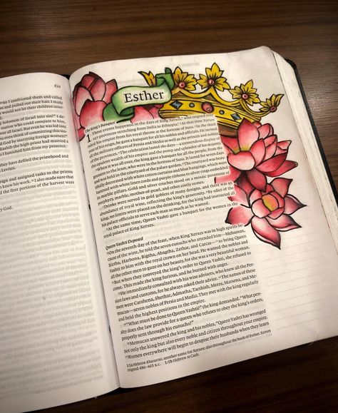 Esther Bible, Scripture Art Journaling, Bible Journaling For Beginners, Bible Drawing, Queen Esther, Bible Journaling Ideas Drawings, Bible Doodling, Bible Journal Notes, Bible Study Methods