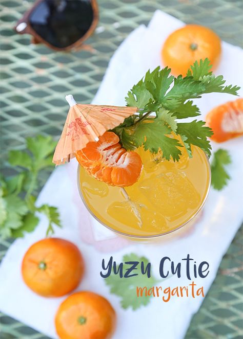 Yuzu Cutie Margarita | A refreshing margarita made with yuzu juice and cutie oranges! Cutie Oranges, Crock Pot Chicken Tacos, My Birthday Week, Traditional Margarita, Margarita Ingredients, Chicken Tacos Crockpot, Cocktail Appetizers, Cocktail Umbrellas, Orange Cocktails