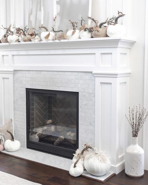 Mantel Designs Fireplace, Decor Around Fireplace, White Mantle Fireplace, Marvel Portraits, Alpine Decor, Pumpkin Aesthetic, Lakeside House, White Mantle, Fireplace Trim