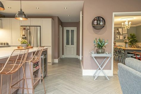 Farrow and Ball Pink Paint Inspires Watermark Kitchen Brick Splashback, Complete Kitchen Design, Pink Kitchen Walls, Sulking Room Pink, Farrow And Ball Kitchen, Wood Effect Porcelain Tiles, Sky House, Paint For Kitchen Walls, Open Plan Kitchen Dining Living