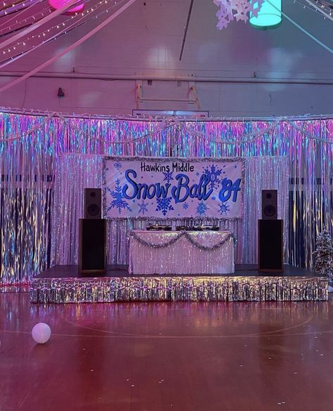 Blizzard Ball Dance, Semi Formal Dance Decorations, Winter Wonderland Fundraiser, School Dances Theme, School Winter Dance Decorations, Christmas Dance Ideas School, Winter Ball High School, Winter Themed Dance Ideas, Snow Dance Decorations