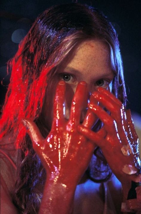 halloween aesthetic Carrie 1976, Carrie White, Film Horror, I Love Cinema, Vintage Horror, Six Feet Under, Film Aesthetic, Film Stills, Scary Movies