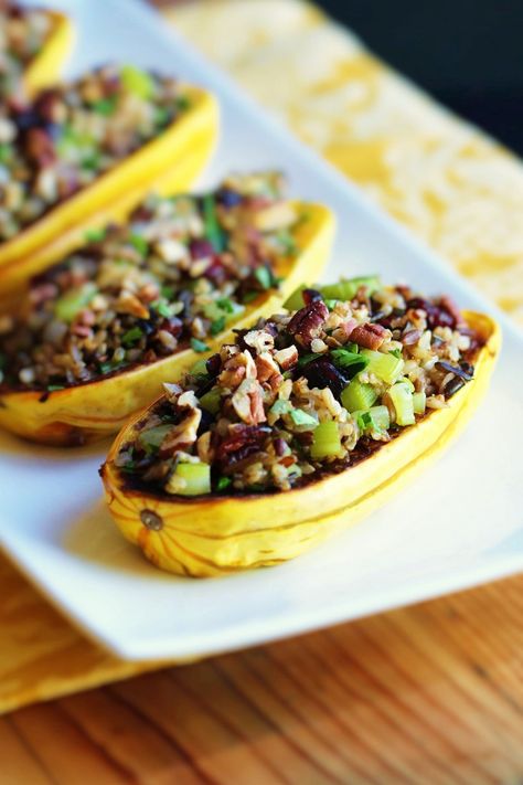 Stuffed Delicata Squash with Holiday Rice | Delicously Green by Emily Honeycutt Squash Flour, Flour Crafts, Holiday Rice, Stuffed Delicata Squash, Delicata Squash Recipe, Delicata Squash, Squash Recipe, Vegetarian Main Dishes, Natural Foods