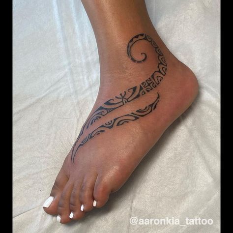 Polynesian Ankle Tattoo, Puakenikeni Tattoo, Foot Tattoo Ideas Female, Female Foot Tattoos, Tattoo Ideas Female Foot, Symmetry Tattoo, Simple Wrist Tattoo, Poly Tattoo, Ankle Tats