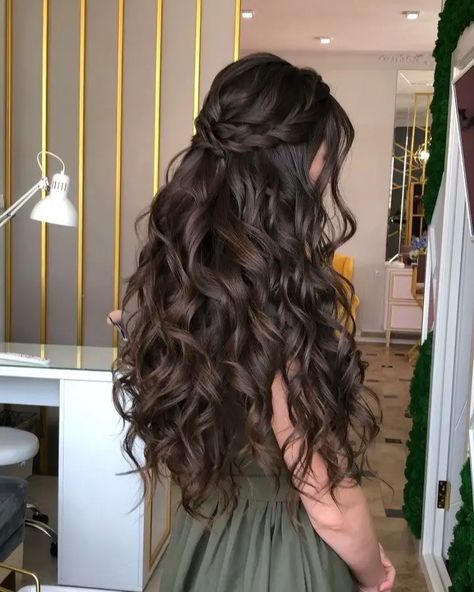 Waterfall Hairstyle 2023 19 Ideas: Stay Trendy with Cascading Elegance Eid Hairstyles Long Hair, Long Wavy Hair Aesthetic, Hair Styles Engagement, Long Wavy Hair Natural, Hairstyles Waterfall, Waterfall Hair, Eid Hairstyles, Makeup Natural Glam, Hairstyle 2023