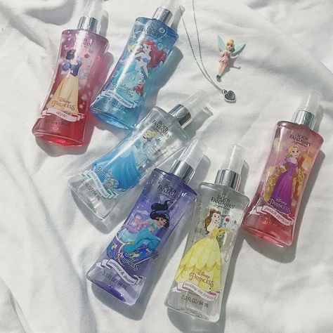 Princess Perfume, Charmmy Kitty, Pretty Perfume Bottles, Childhood Memories 2000, Celebrity Perfume, Perfume Lover, Perfume Collection, Just Girl Things, Just Girly Things