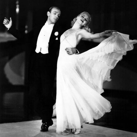 Adele Astaire, Fred Astaire And Ginger Rogers, Classic Film Noir, Famous Dancers, Fred And Ginger, Couples Book, Ginger Rogers, Dancing Aesthetic, Katharine Hepburn