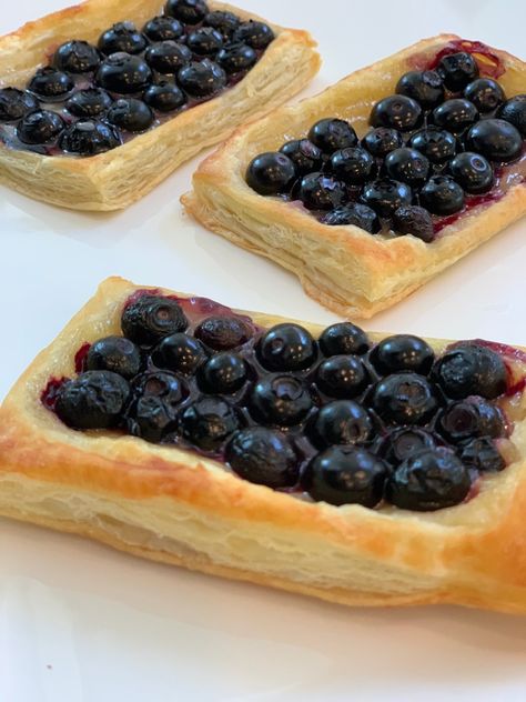 Blueberry Lemon Curd Pastries Blueberry Lemon Curd, Gourmet Brunch, Lemon Curd Dessert, Blueberry Tart, Bottomless Mimosas, Lemon Curd Recipe, Blueberry Desserts, Homemade Pastries, Frozen Puff Pastry