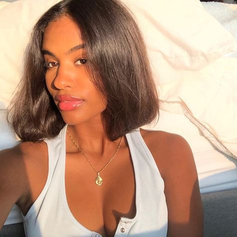 Kendra Bailey (@_kendrabailey) • Instagram photos and videos Color Bob Wig, Short Haircuts Black Hair, Kendra Bailey, Short Hair Brown, Color Bob, Diverse Beauty, Hair Brown, Bob Wig, Cut My Hair