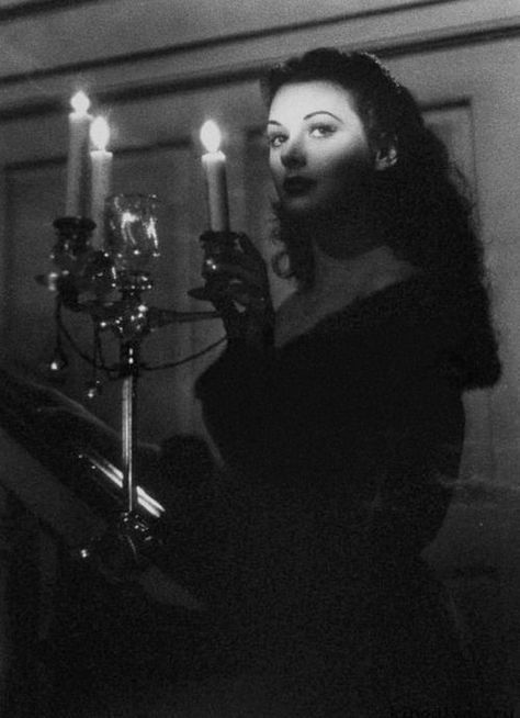 Hedy Lamarr, Yennefer Of Vengerberg, 사진 촬영 포즈, Romantic Goth, Actrices Hollywood, Hollywood Glam, Film Tv, Old Hollywood Glamour, Vintage Glamour