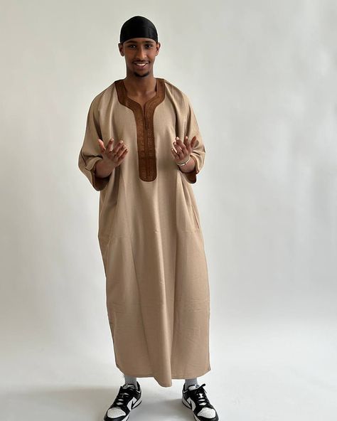 Moroccan Thobe is a classic and elegant piece of Islamic clothing. Embodying the rich cultural heritage of Morocco.Discover Our latest designs of Moroccan Thobe for men and upgrade your wardrobe with stylish comfortable clothing...Moroccan thobe just for £29.99.. Visit our website link in bio.. #thobe #thobestyle #moroccanthobes #moroccanthobesdubai #abaya #muslimah #muslimfashion #abayastyle Can Tho, Islamic Clothing, Abaya Fashion, Muslim Fashion, Comfortable Outfits, Latest Design, Wardrobe, Dresses, Clothes