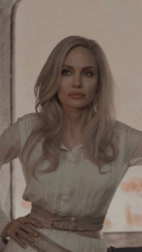 Thena Eternals Wallpaper, Angelina Jolie Wallpaper, Thena Eternals, The Eternals, Avengers Girl, Marvel Images, Marvel Films, Marvel Girls, Aesthetic People