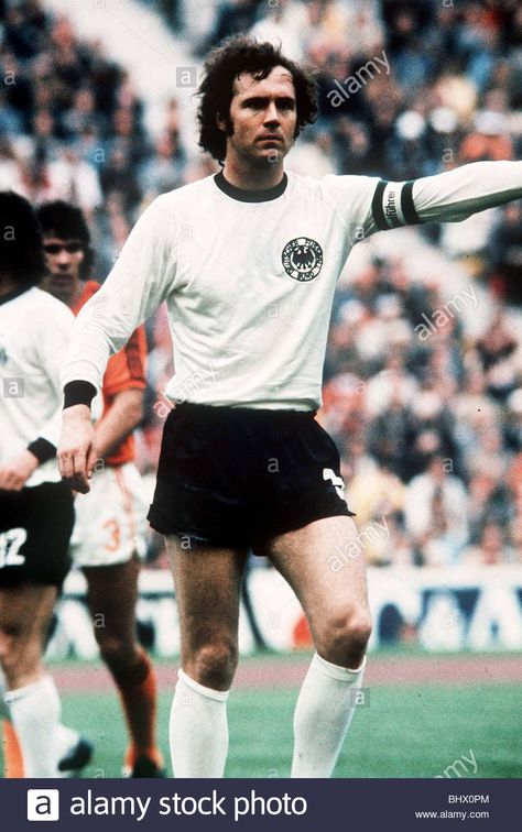 Download this stock image: Football World Cup Final 1974 West Germany 2 Holland 1 at Munich Franz Beckenbauer of West Germany - BHX0PM from Alamy's library of millions of high resolution stock photos, illustrations and vectors. David Beckham Football, Beckham Football, 1974 World Cup, Germany National Football Team, Franz Beckenbauer, Football World Cup, Fc Bayern Munich, Sport Inspiration, Association Football