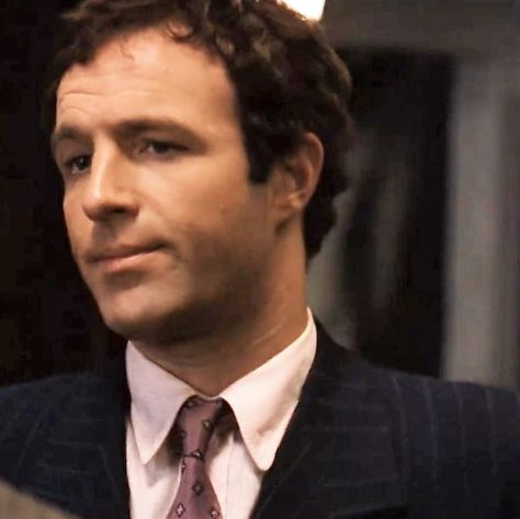 James Caan Godfather, James Cann, Gangsta Movies, Sonny Corleone, Young Al Pacino, James Caan, Godfather Movie, Francis Ford Coppola, Humphrey Bogart