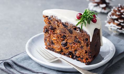 Mary Berry Christmas Cake, Christmas Cake Recipe Traditional, Mary Berry Christmas, Cranberry Christmas Cake, Traditional Christmas Cake, Christmas Cake Recipe, Apricot Cake, Christmas Cakes Easy, Mary Berry Recipe