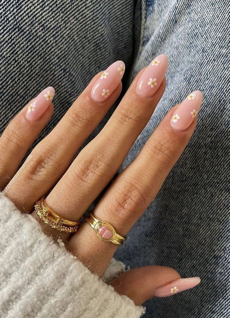 Anc Nails, Pink White Nails, May Nails, Daisy Nails, Summery Nails, White Nail Designs, Neutral Nails, Floral Nails, Flower Nails