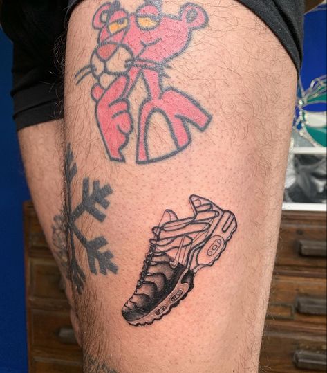 Tn Aesthetic, Tn Tattoo, Nike Tattoo, Barber Tattoo, Paris Tattoo, Nike Tn, Human Art, Black And Grey Tattoos, Tattoo Style