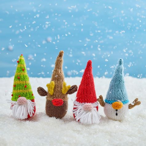 Knitted Christmas Ornament Patterns, Mini Knitted Animals, Christmas Ornaments Knitting Patterns, Gnome Knitting Pattern, Knitted Gnomes Pattern Free, Knitted Gnome Pattern Free, Gnome Knitting Pattern Free, Knitted Christmas Gifts, Knitted Gnomes