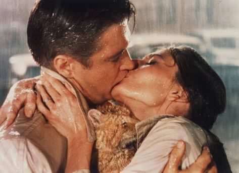 Breakfast At Tiffany's Movie, George Peppard, Movie Kisses, Blake Edwards, Scarlett O'hara, Holly Golightly, 500 Days Of Summer, Tony Bennett, Vogue France