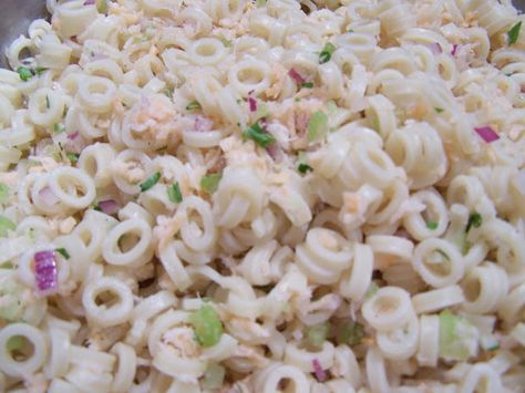 Go Ahead... Take A Bite!: Shrimpy Noodle Ring Salad Shrimp Macaroni Salad, Spaghetti Pasta Salad, Crab Pasta Salad, Recipes Step By Step, Tuna Macaroni Salad, Shrimp Pasta Salad, Noodle Salad Cold, Hawaiian Macaroni Salad, Cold Salads