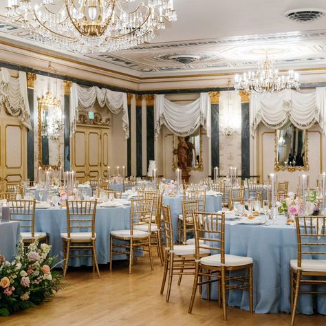 Welcome to the main ballroom at @thebroadmoor ✨✨✨ with Bridgerton vibes all the way - Very excited that this gorgeous wedding was published on @stylemepretty back in December. What an honor!! Planning + Design // @alexakayevents Venue // @thebroadmoor Photo // @jenneferwilson for @charlastorey Video // @juliakentnerfilms Floral // @cvflowerswedding Stationery // @lyonspaperie Hair + Makeup // @lolabeautyatx Band // @diamondempireband Rentals // @copartyrentals Bridal Shop // @annebargebri... Bridgerton Ballroom, Regency Ballroom, Bridgerton Visuals, The Queens Ball: A Bridgerton Experience, Koolau Ballroom Wedding, Very Excited, All The Way, Bridal Shop, Plan Design