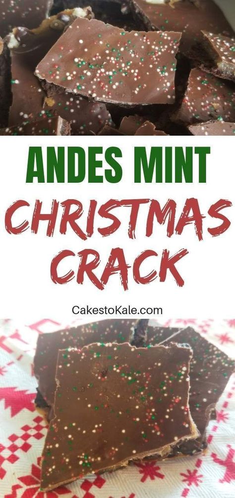 Christmas crack made with andes mints and chocolate graham crackers is the perfect holiday treat. #christmas #andesmints #chocolate #desserts #recipe #christmastreats Mints Recipe, Andes Mints, Mint Christmas, Christmas Bark, Cracker Toffee, Andes Mint, Chocolate Graham Crackers, Christmas Sprinkles, Chocolate Christmas