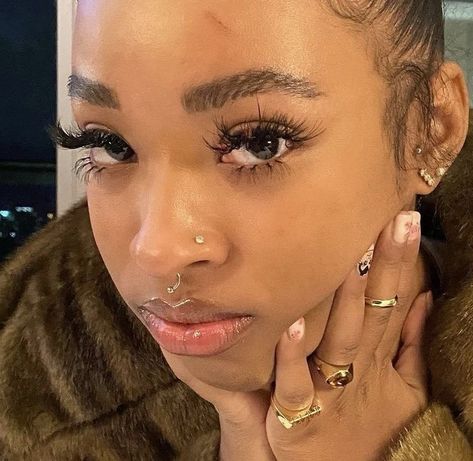 the culture on Twitter: "gorgeous eyes… " Cute Nose, Cute Nose Piercings, Lash Extensions Styles, Chica Cool, Pretty Ear Piercings, Perfect Eyelashes, Pretty Lashes, Nose Piercings, Cute Piercings