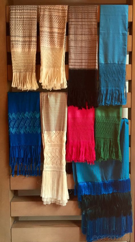 Rebozos  #shawl  #shawlwrap #yucatanshawl #mexico #mexicolino #colors #handmade Hispanic Culture, Boss Outfit, Wedding Vibes, Quinceanera Dresses, Television Show, Things To Think About, Throw Blanket, Avatar, How To Plan